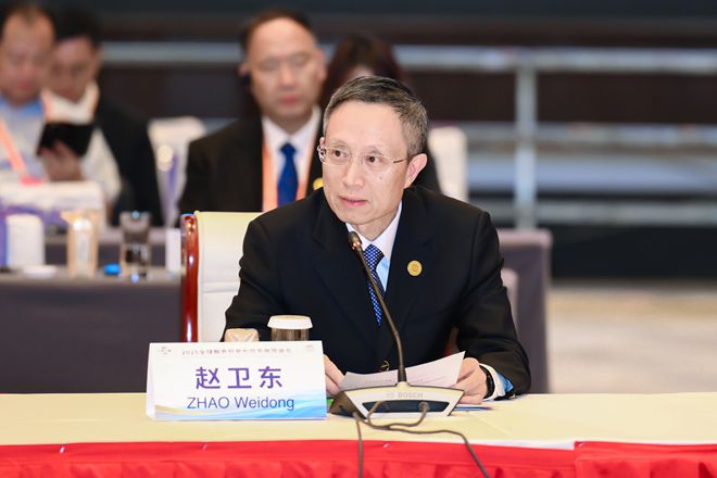 赵卫东.jpg